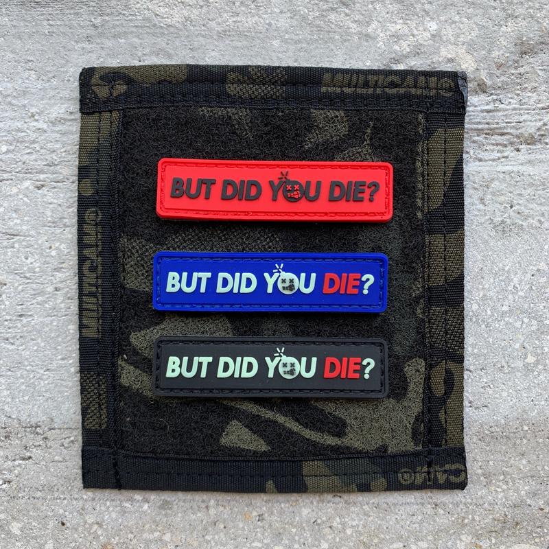 Marchandises dangereuses®️ « Mais êtes-vous mort ? » Patch moral en PVC