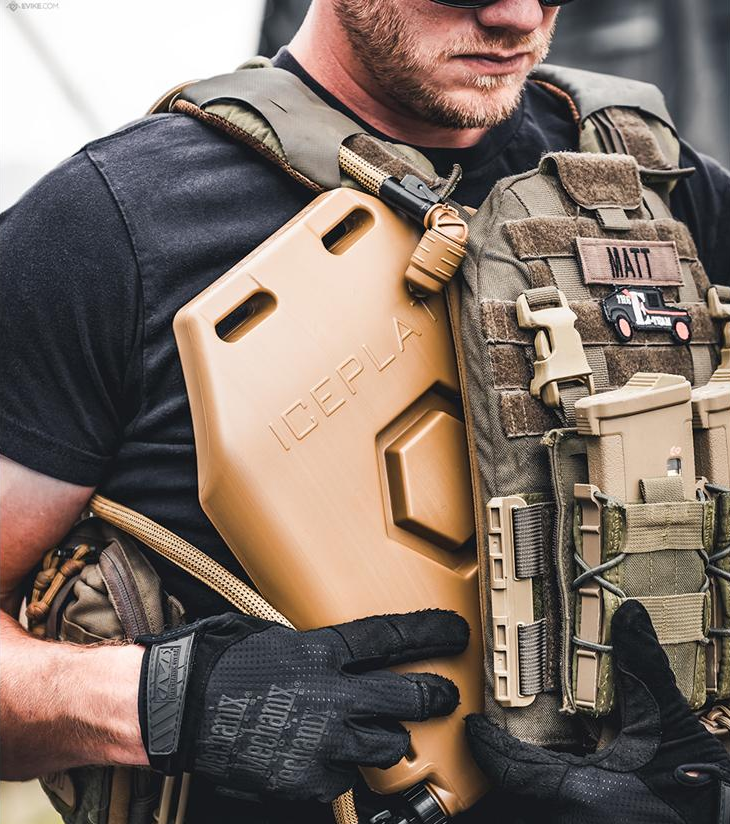 Qore Performance IcePlate Curve ESAPI-Shaped Cooling and Hydration for Plate Carriers